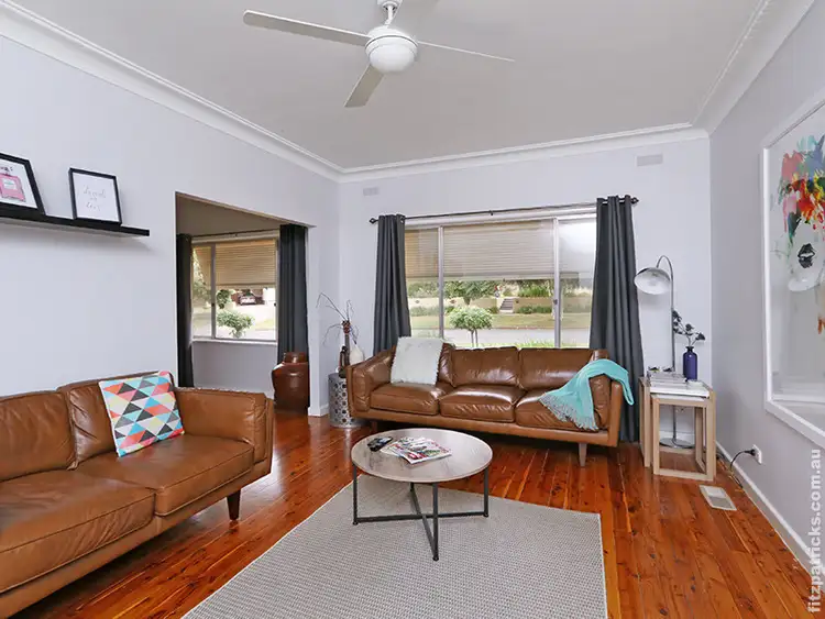 Third view of Homely house listing, 7 White Avenue, Kooringal NSW 2650