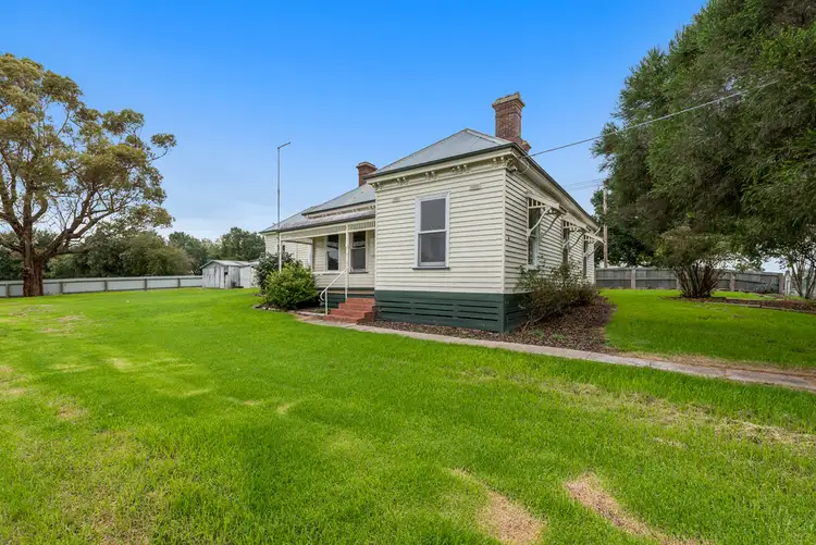 16 Lang Street, Beeac VIC 3251