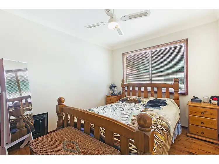 Sixth view of Homely house listing, 2 Saarinen Close, Thornton NSW 2322