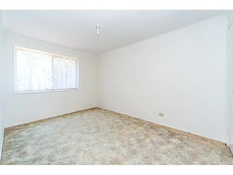 Sixth view of Homely unit listing, 2/13 Stephanie Court, Labrador QLD 4215