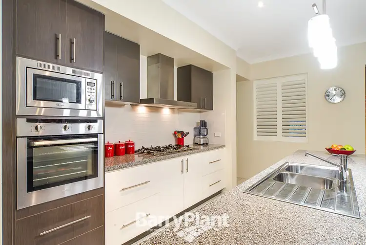 Fifth view of Homely house listing, 9 Kooyong Close, Officer VIC 3809