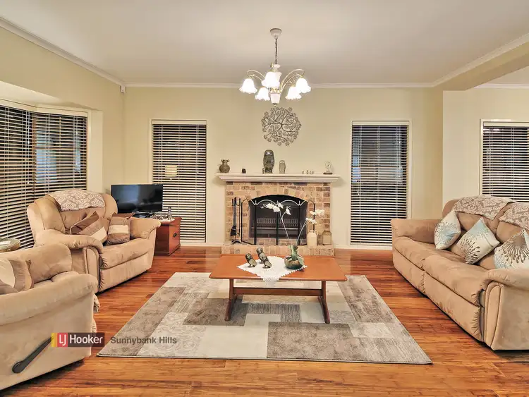 Second view of Homely house listing, 6 Lamona Circuit, Sunnybank Hills QLD 4109