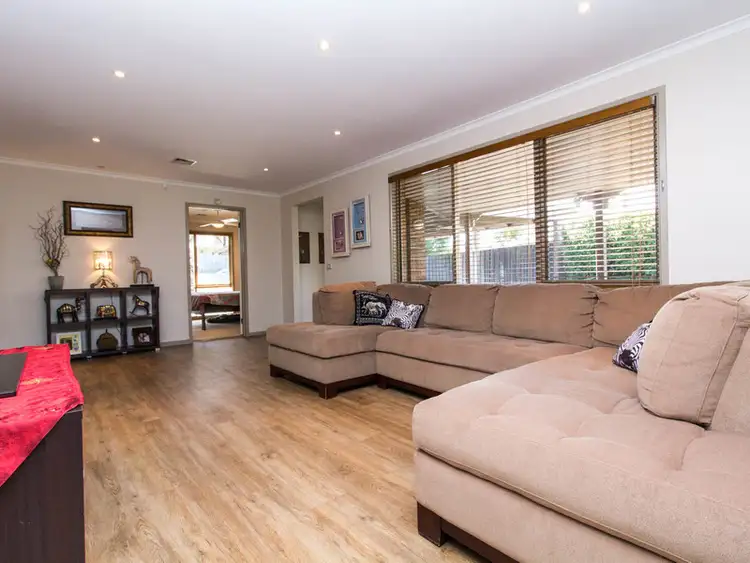 Third view of Homely house listing, 21 Wahgunyah Crescent, Langwarrin VIC 3910