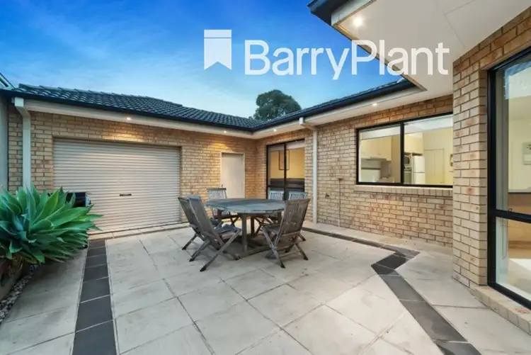 Fifth view of Homely house listing, 7 Justin Place, Pakenham VIC 3810