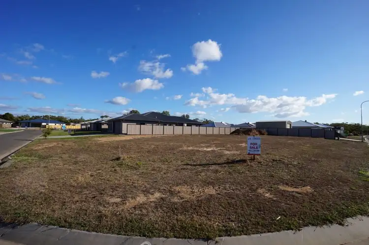 2 Wren Close, Mareeba QLD 4880