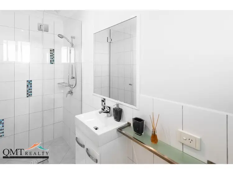 Fifth view of Homely house listing, 1 Freeman Place, Calamvale QLD 4116