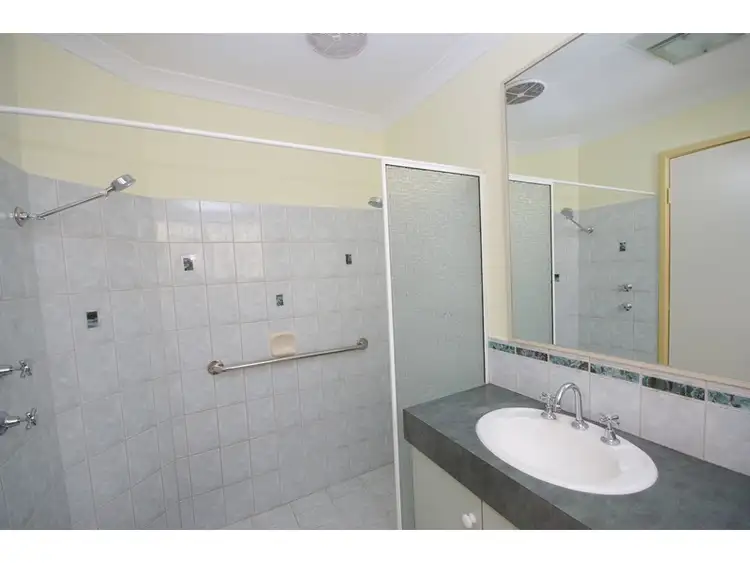 Seventh view of Homely house listing, 18 Doctorate Close, Marangaroo WA 6064