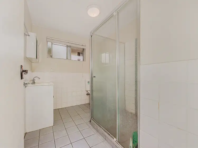 Sixth view of Homely unit listing, 1/555 Oxley Road, Sherwood QLD 4075