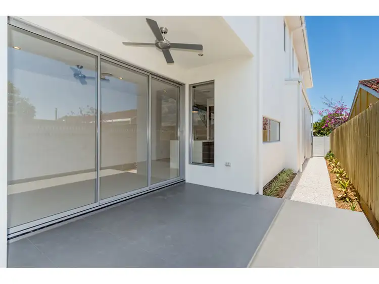 Fifth view of Homely semi-detached listing, 2/12 Matina Street, Biggera Waters QLD 4216