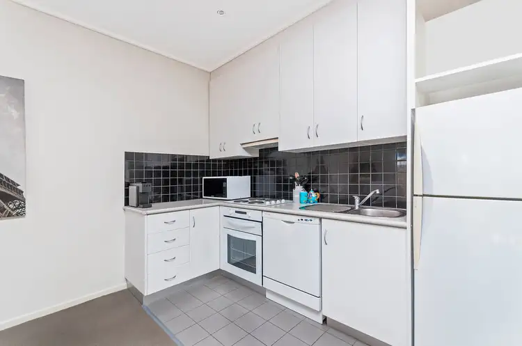 Second view of Homely apartment listing, 20/6 Pertobe Road, Warrnambool VIC 3280