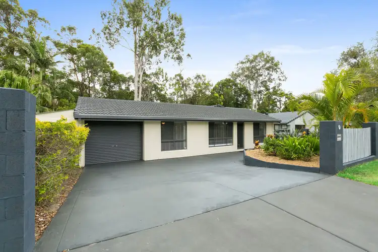 12 Richard Crescent, Highland Park QLD 4211