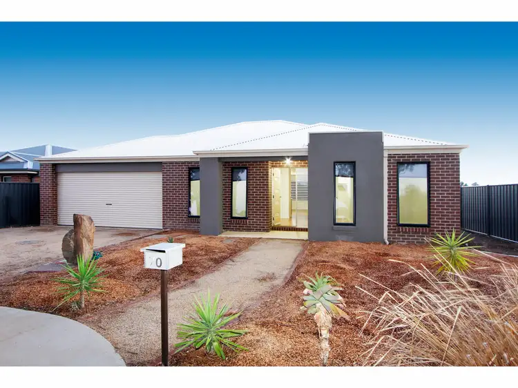 70 Hobson Street, Stratford VIC 3862