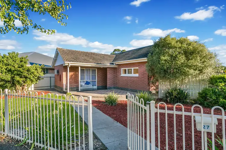27 Lutana Crescent, Mitchell Park SA 5043