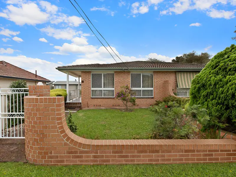 Main view of Homely villa listing, 1/31 Fraser Road, Long Jetty NSW 2261