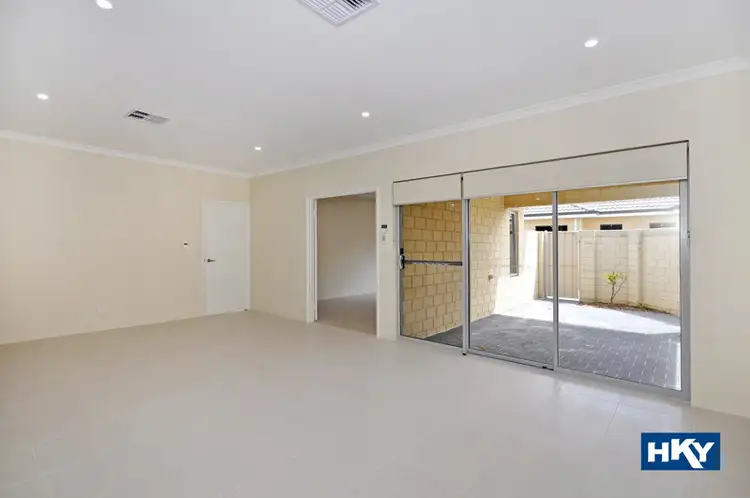 Sixth view of Homely house listing, 7B Calitor Place, Caversham WA 6055