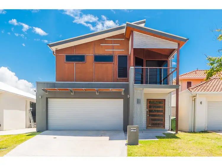 15 Easter Street, Parrearra QLD 4575