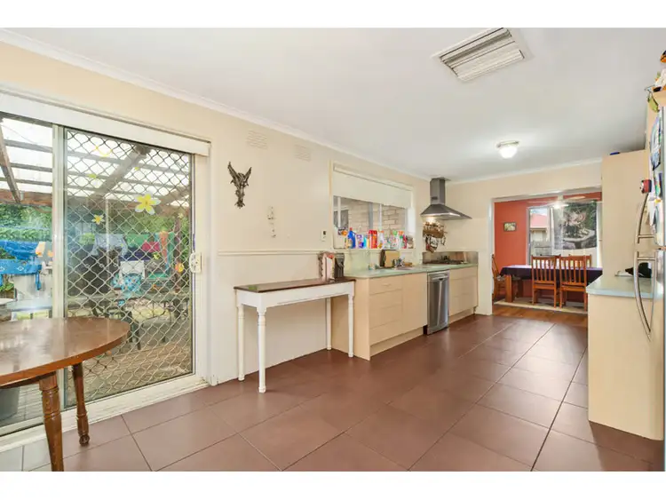 Fifth view of Homely house listing, 1 Benong Place, Frankston VIC 3199