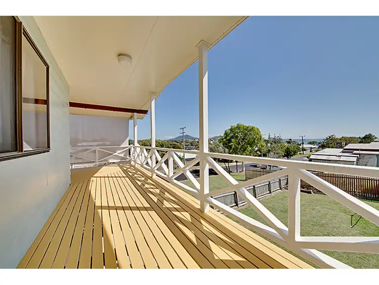 11 Elma Street, Cooee Bay QLD 4703