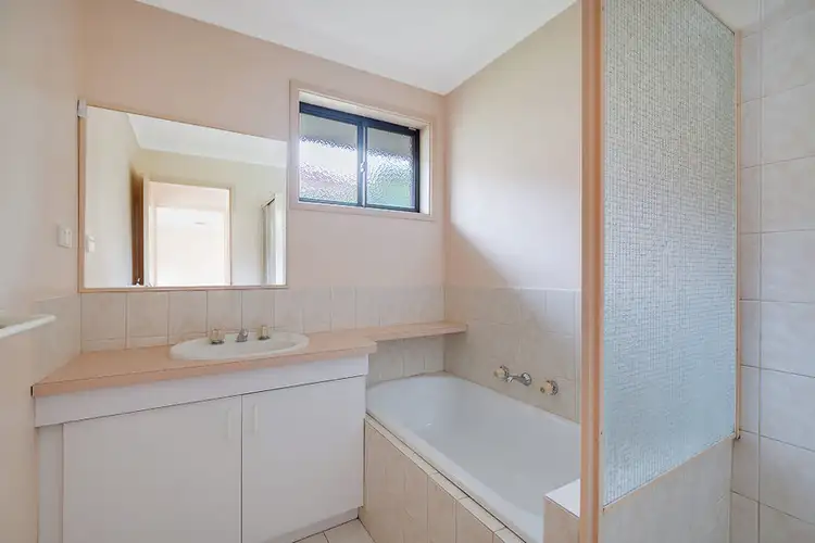 Sixth view of Homely unit listing, 35 Lamina Avenue, Mill Park VIC 3082