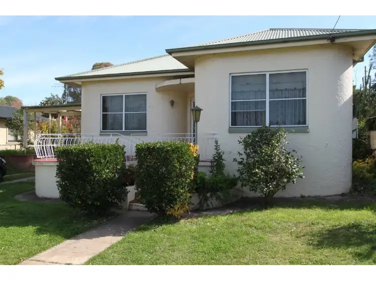 353 Stewart Street, Bathurst NSW 2795