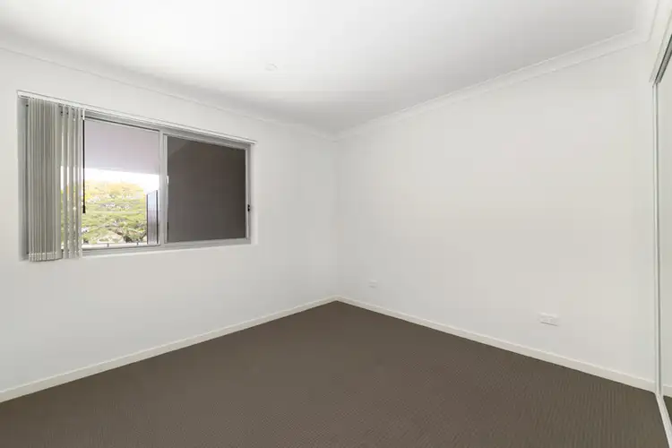 Sixth view of Homely unit listing, 4/9 Bombery Street, Cannon Hill QLD 4170