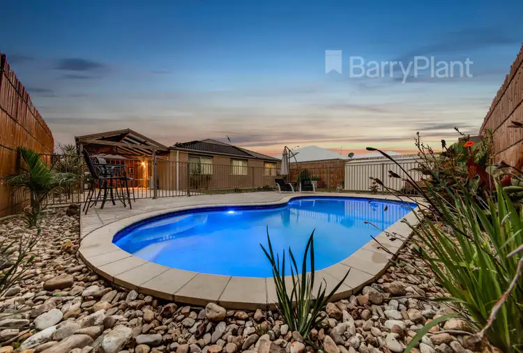 28 Webster Way, Pakenham VIC 3810