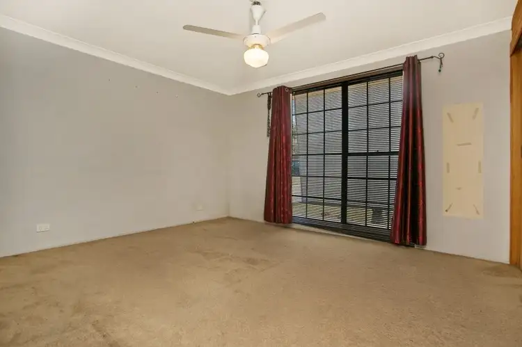 Fifth view of Homely house listing, 74 Evelyn Cresent, Thornton NSW 2322
