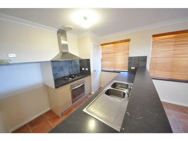 6/91 Phoenix Road, Spearwood WA 6163