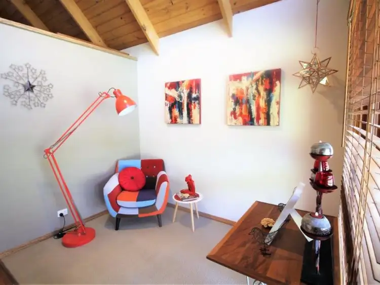 Fourth view of Homely house listing, 25 Lyons Close, Edgeworth NSW 2285