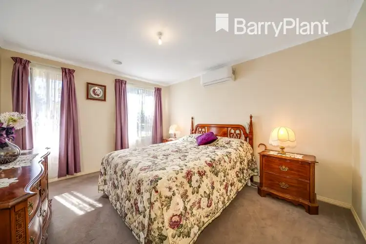 Fifth view of Homely house listing, 18 Bentley Court, Pakenham VIC 3810