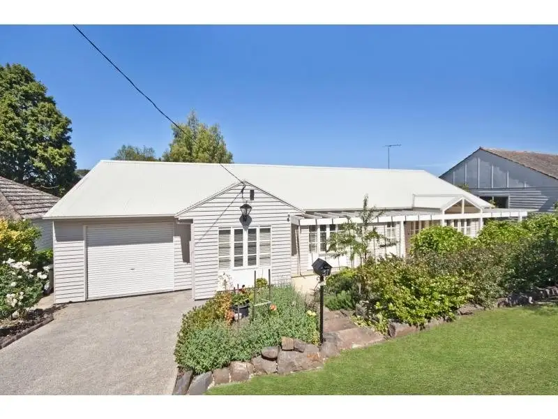 Main view of Homely house listing, 37 Carmichael Street, Hamilton VIC 3300