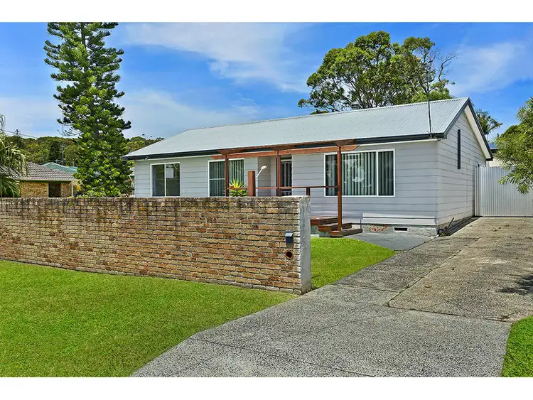 84 Bateau Bay Road, Bateau Bay NSW 2261