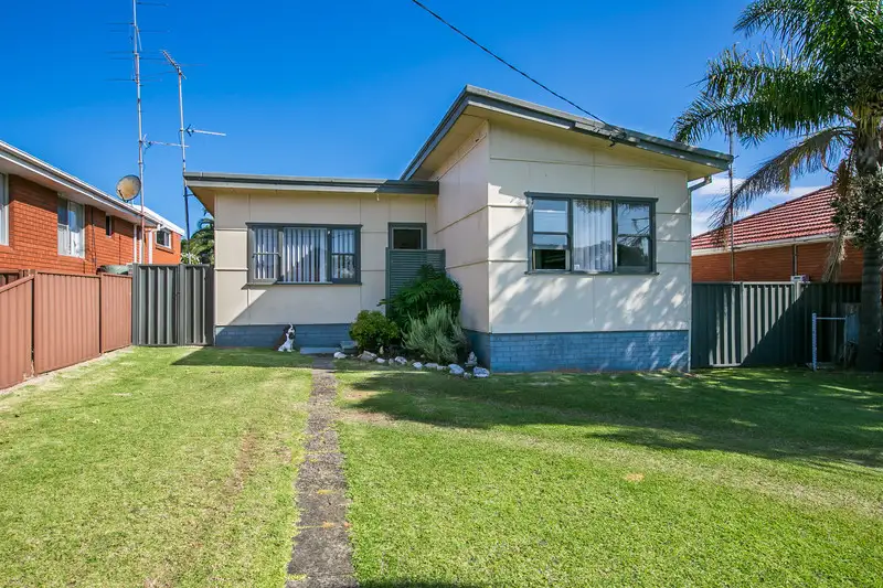 Main view of Homely house listing, 19 Roberts Avenue, Barrack Heights NSW 2528