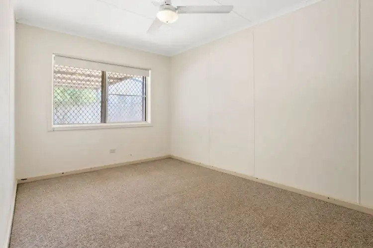 Sixth view of Homely house listing, 8 Elliott Way, Bulgarra WA 6714
