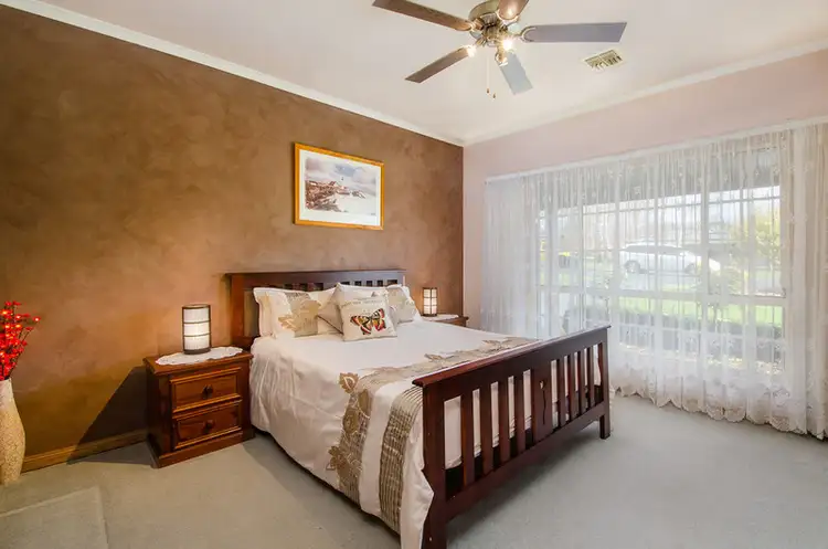 Fourth view of Homely house listing, 1 Oakland Court, Mount Gambier SA 5290
