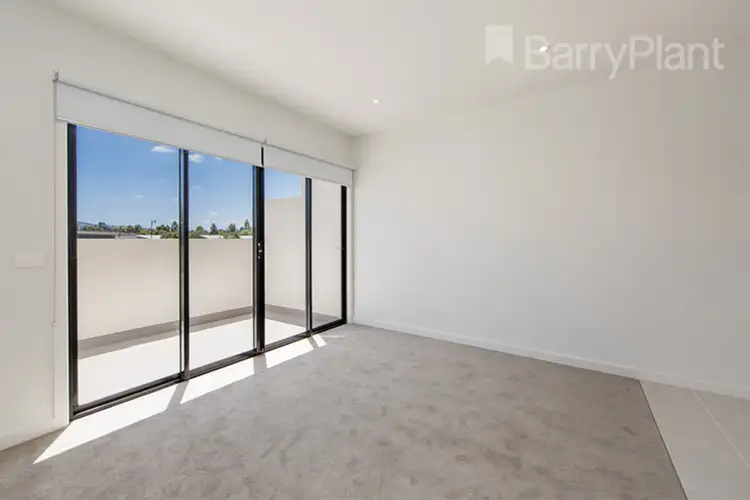 Sixth view of Homely house listing, 7/17 Edgeware Close, Pakenham VIC 3810