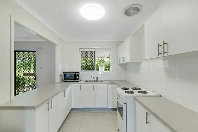 14 Sibyl Street, Southport QLD 4215