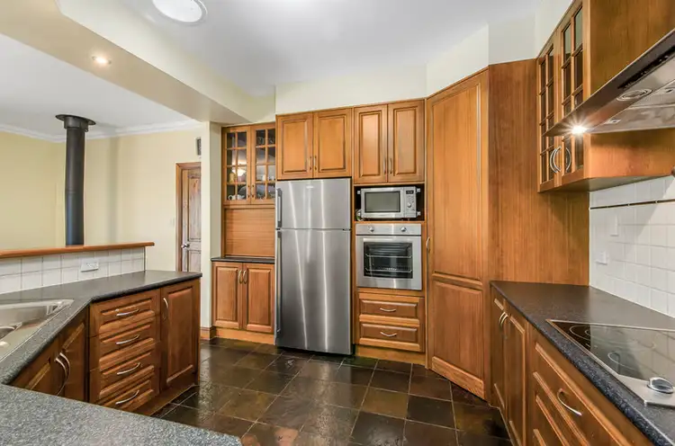 Second view of Homely house listing, 6 Knight Court, Mount Gambier SA 5290