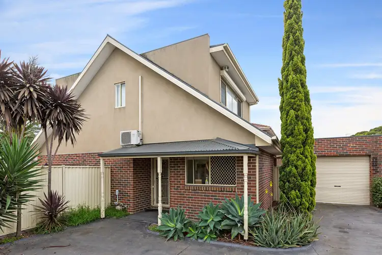 2/75 - 77 Darnley Street, Braybrook VIC 3019