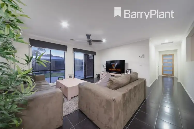 Seventh view of Homely house listing, 10 Pomegranate Way, Pakenham VIC 3810