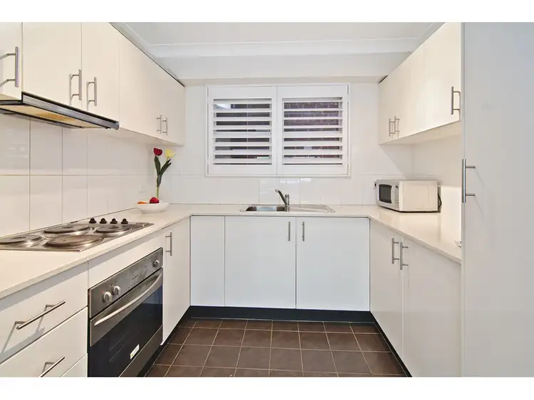 Third view of Homely apartment listing, 5/2 Lindsay Street, Neutral Bay NSW 2089