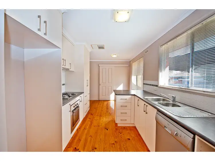 Second view of Homely house listing, 1 Curringa Place, Springdale Heights NSW 2641
