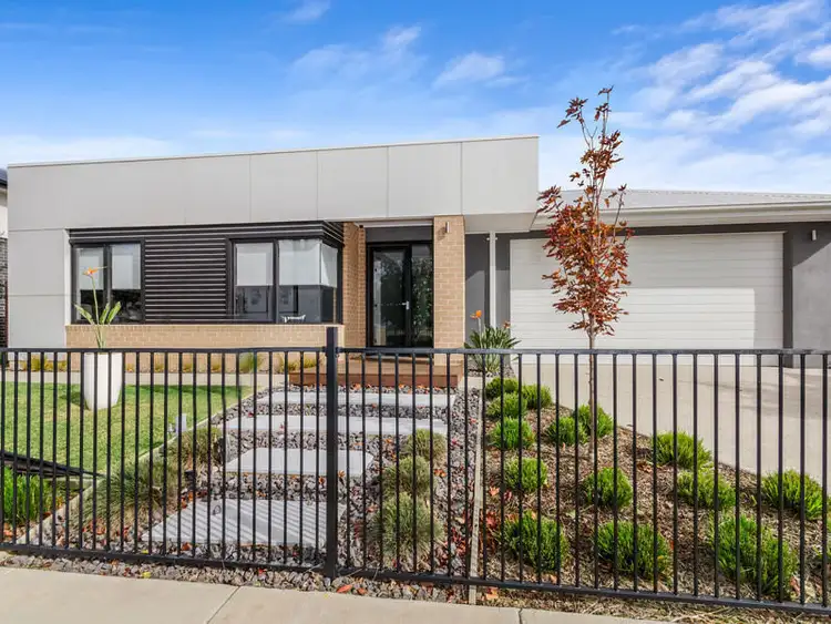 828 Barwon Heads Road, Armstrong Creek VIC 3217