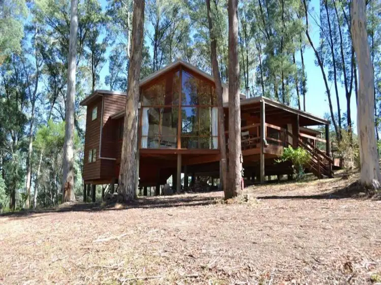 Second view of Homely house listing, 3 Man Court, Sawmill Settlement VIC 3723