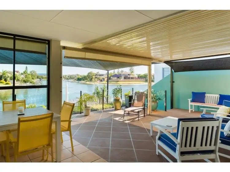 Second view of Homely house listing, 5 Quest Court, Mermaid Waters QLD 4218