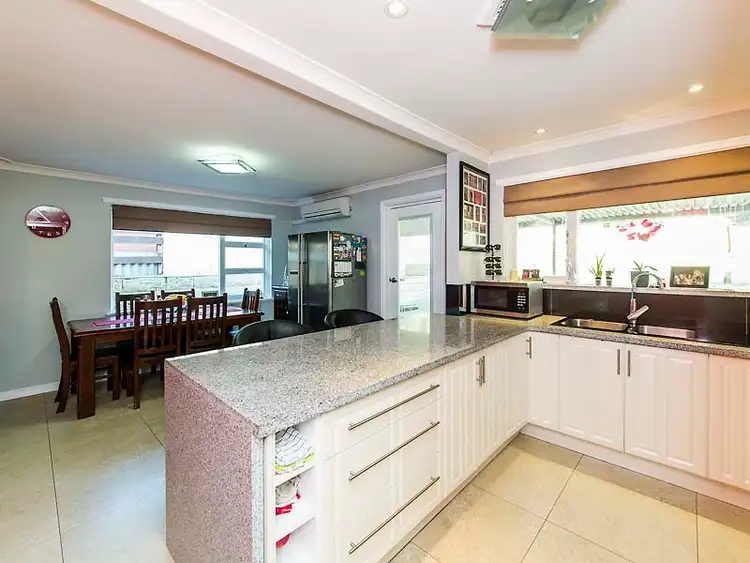 Fifth view of Homely house listing, 380 Erindale Road, Warwick WA 6024