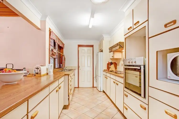 Second view of Homely house listing, 17 Holford Crescent, Thornton NSW 2322