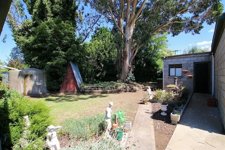 Fifth view of Homely house listing, 3 Jongebloed Court, Koroit VIC 3282