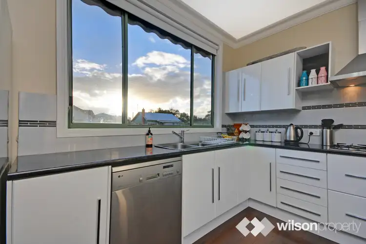 Fourth view of Homely house listing, 10 Williams Court, Traralgon VIC 3844