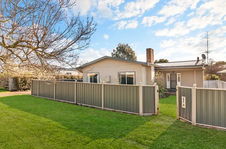 Main view of Homely house listing, 7 Eversley Street, Hamilton VIC 3300
